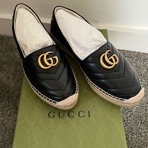 Black leather Gucci espadrilles